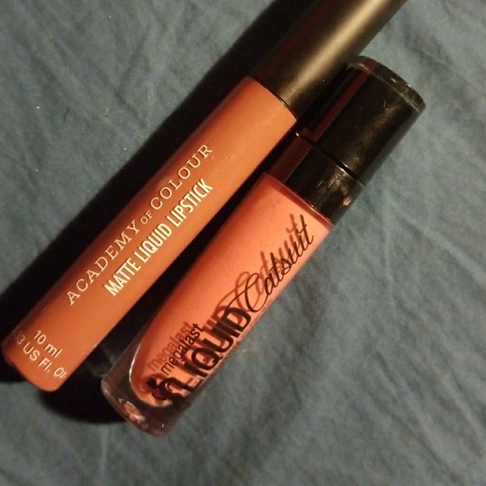 Wet n wild /academy of color liquid lipstick